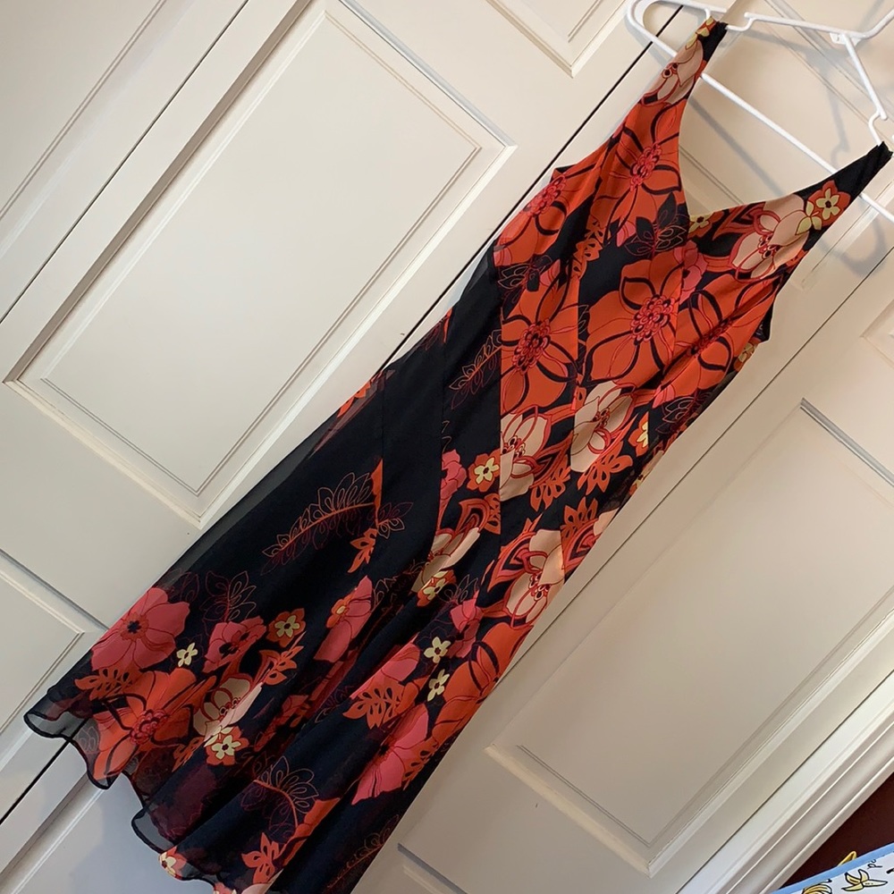 Studio 1940 sz10 Dress Flowy sleeveless V-neck black & spicy floral below knee